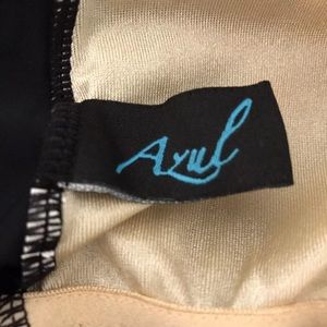 Azul by Maxine of Hollywood Leaf One Piece Size 12 main image 1